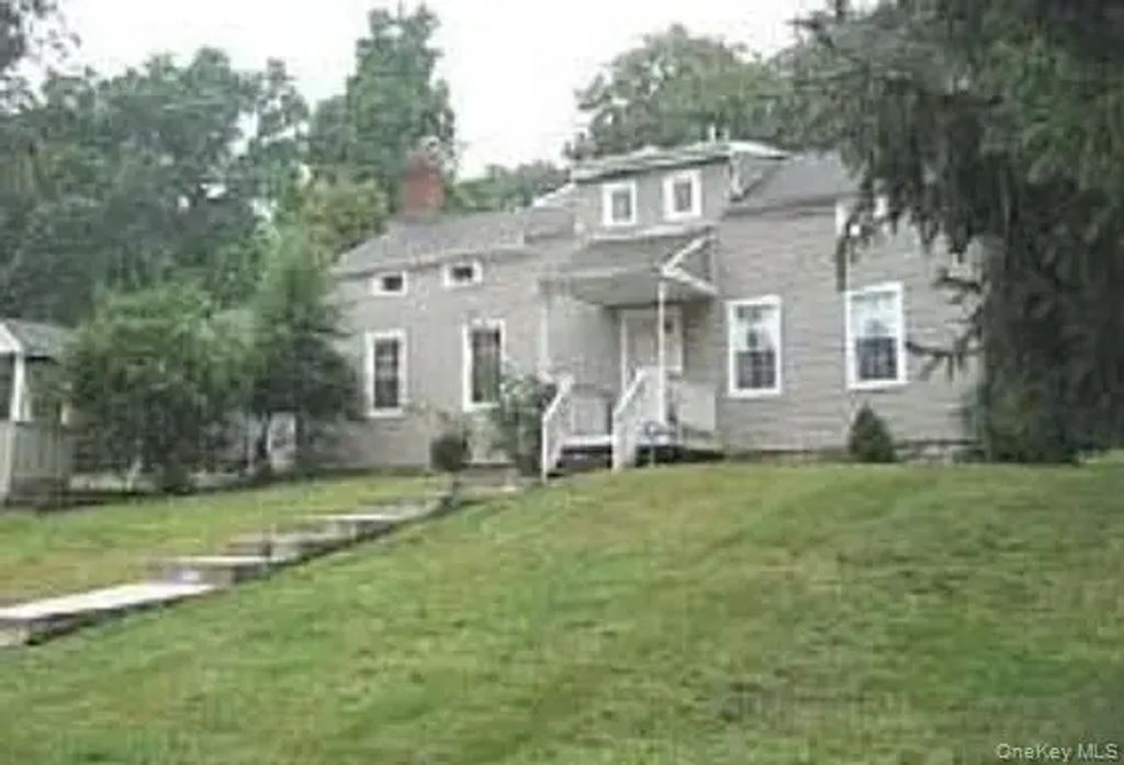 97 Smith Hill Road, Monsey