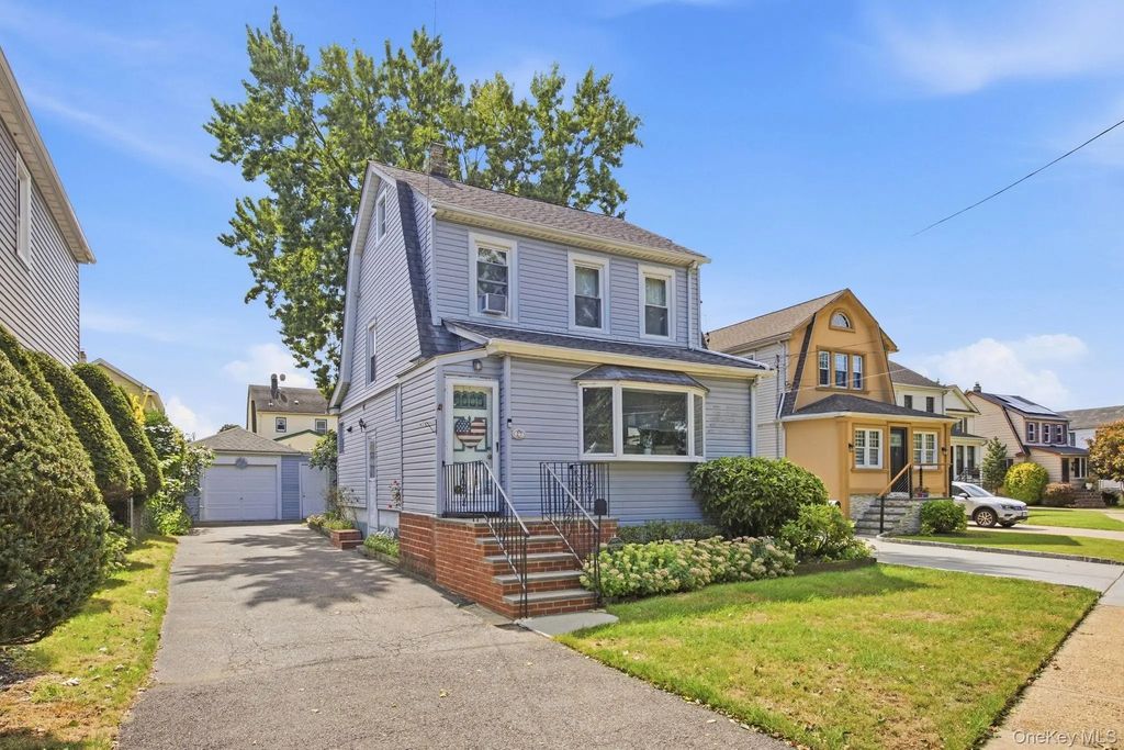 27 South Drive, Valley Stream