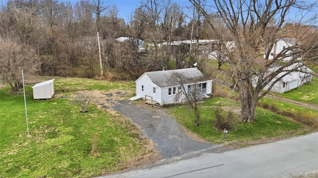 159 Pierce Circle, New Hampton