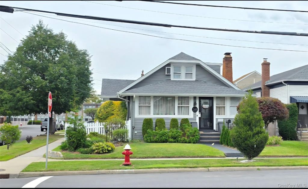 58 W Windsor Parkway, Oceanside