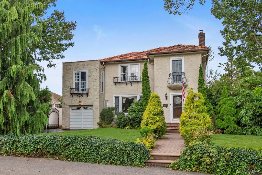 14-84 164 Street, Beechhurst