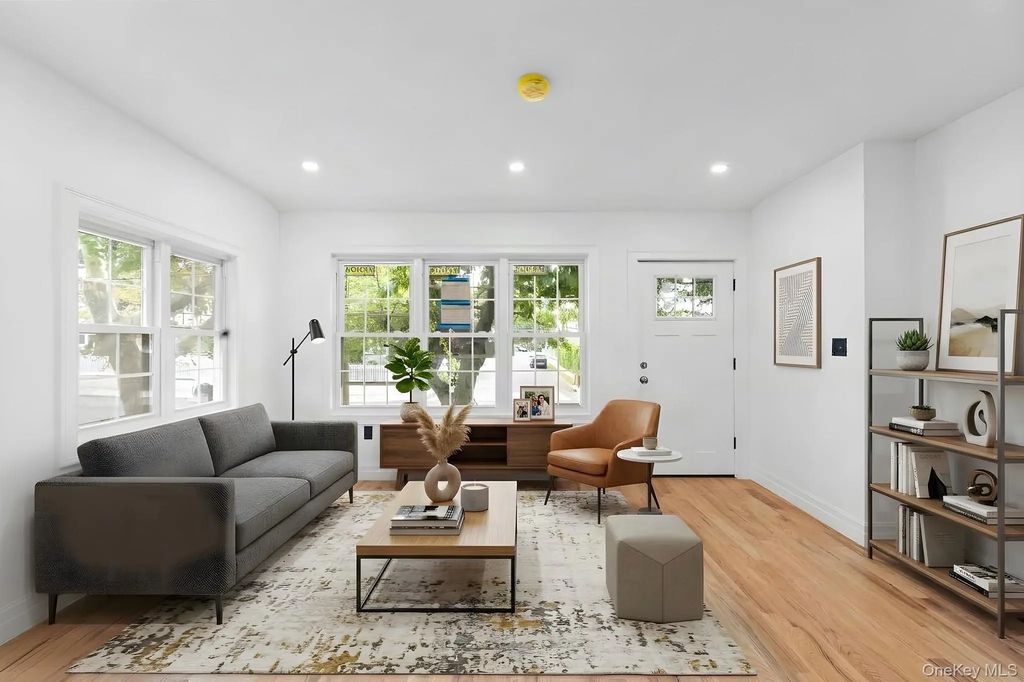 109-09 Rye Place, Saint Albans