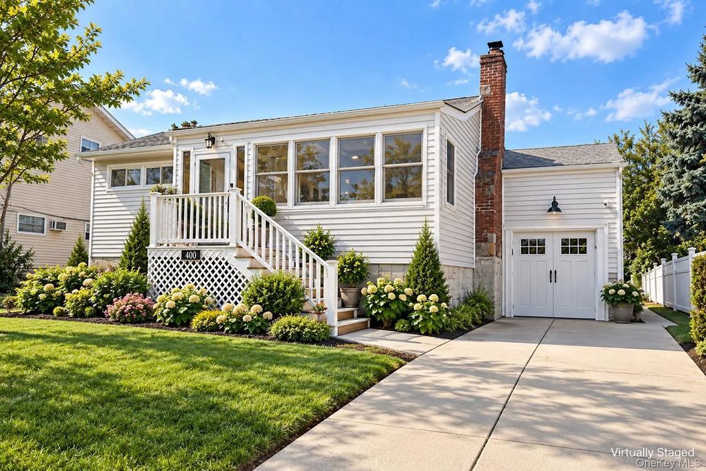 400 S Long Beach Avenue, Freeport