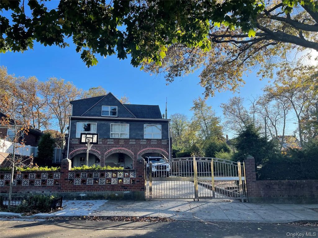 29 -05 Murray St, Flushing