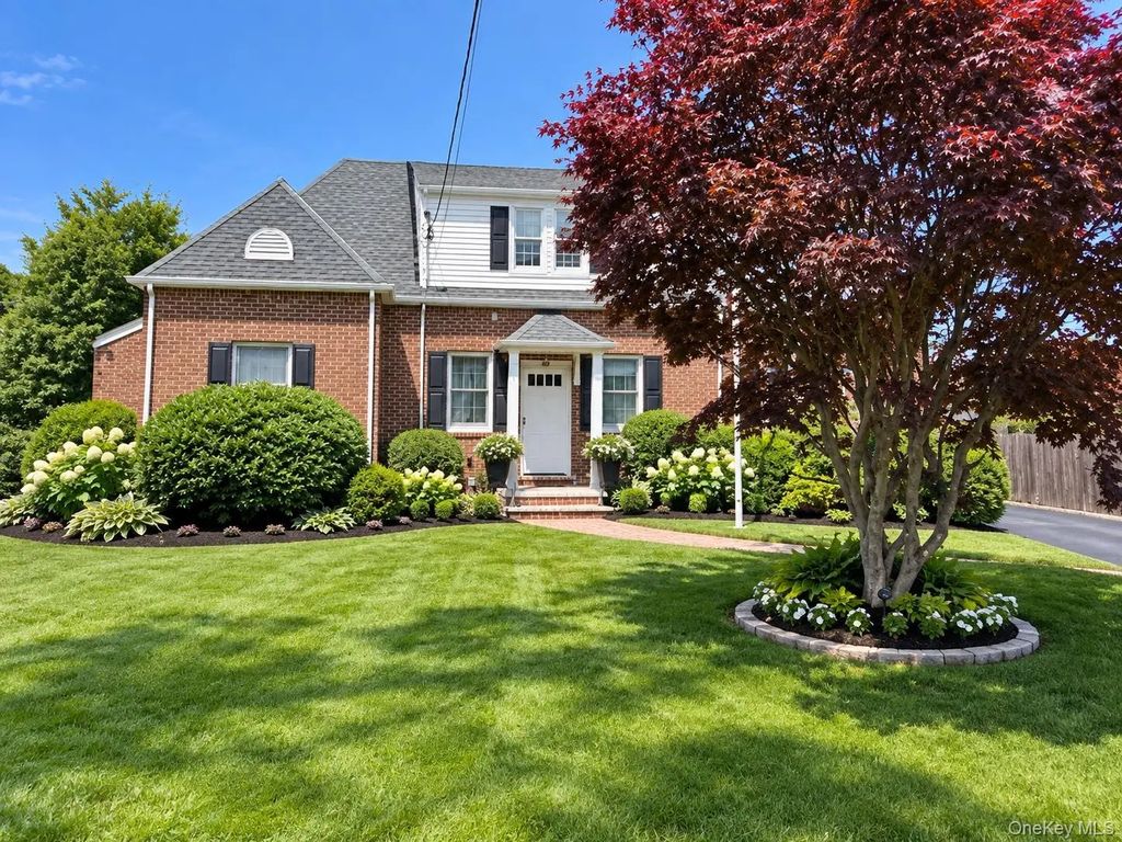 114 George Road, North Bellmore