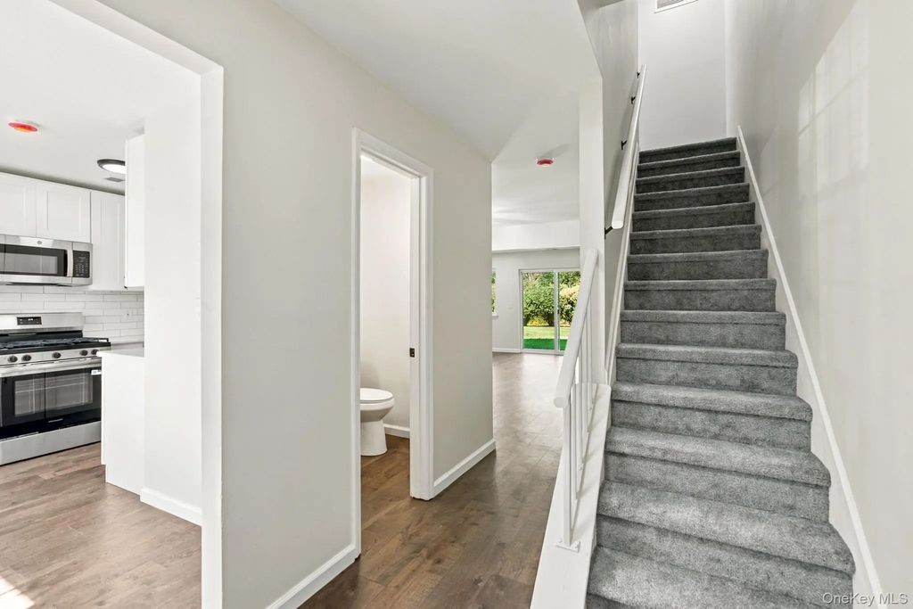 276 Temple Hill Road # 1305, New Windsor