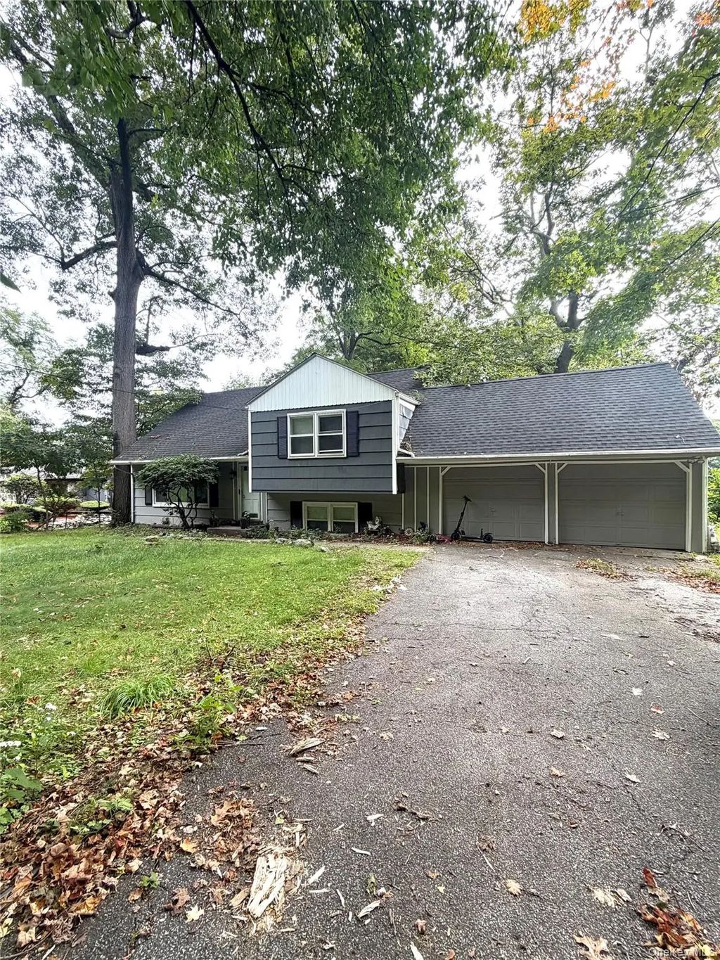 48 Briar Hill Drive, Yonkers