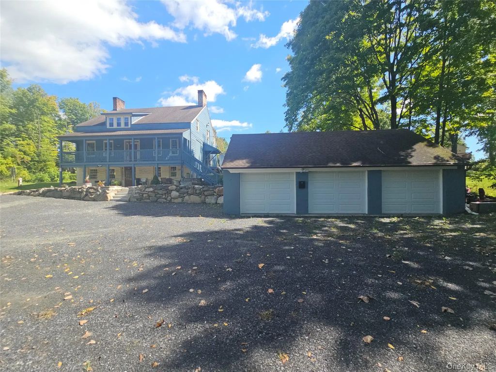 967 Little Britain Road, New Windsor