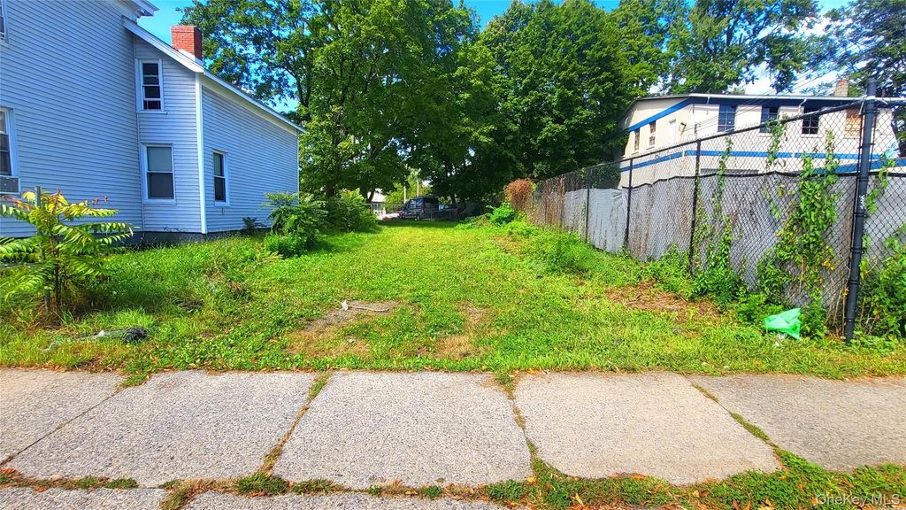 36 Smith Street, Poughkeepsie