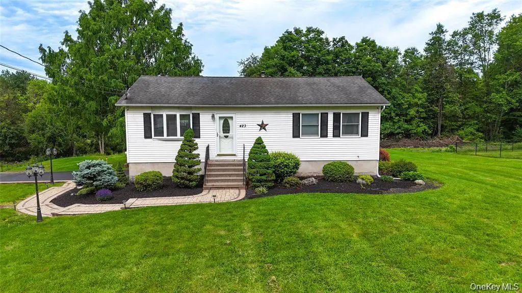 423 Rock Cut Road, Walden