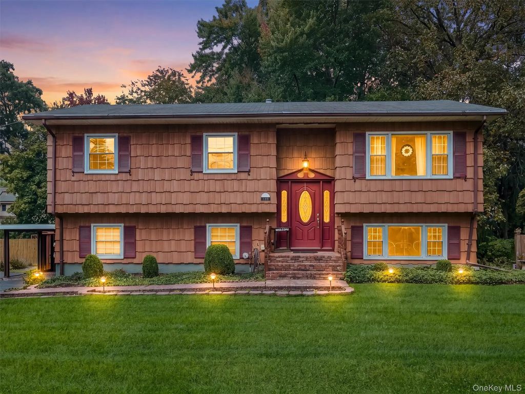 131 Sleepy Hollow Lane, Congers