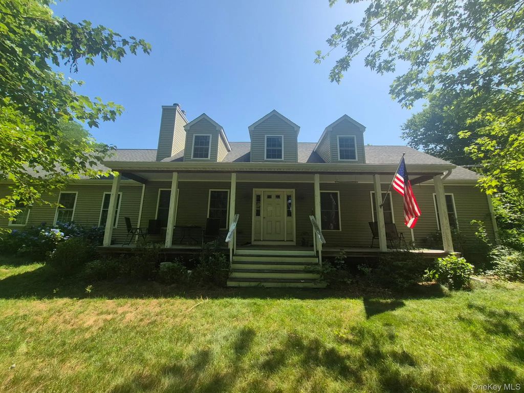 168 Pier Avenue, Northville