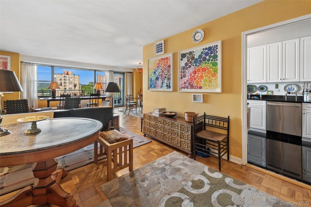 2500 Johnson Avenue # 11j, Bronx