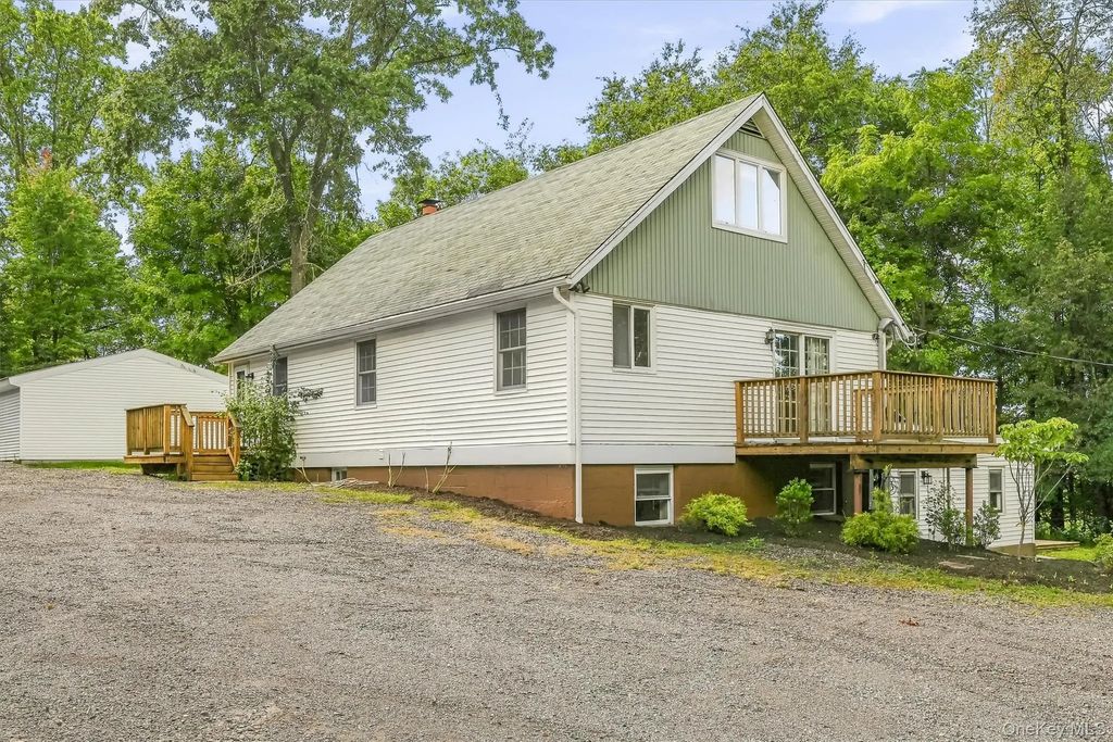 58 Iron Mountain Road, Warwick