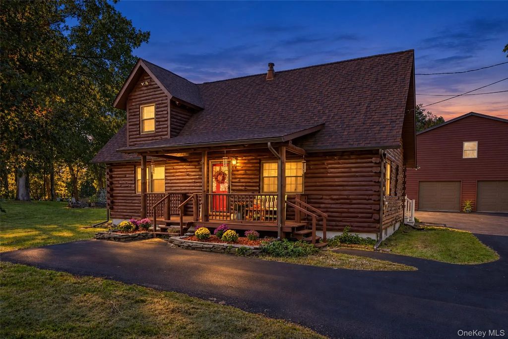 481 Dosen Road, Middletown
