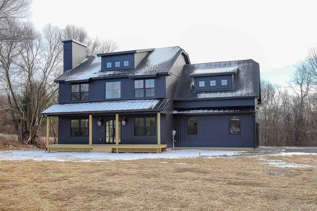 8 James Place, Port Jervis