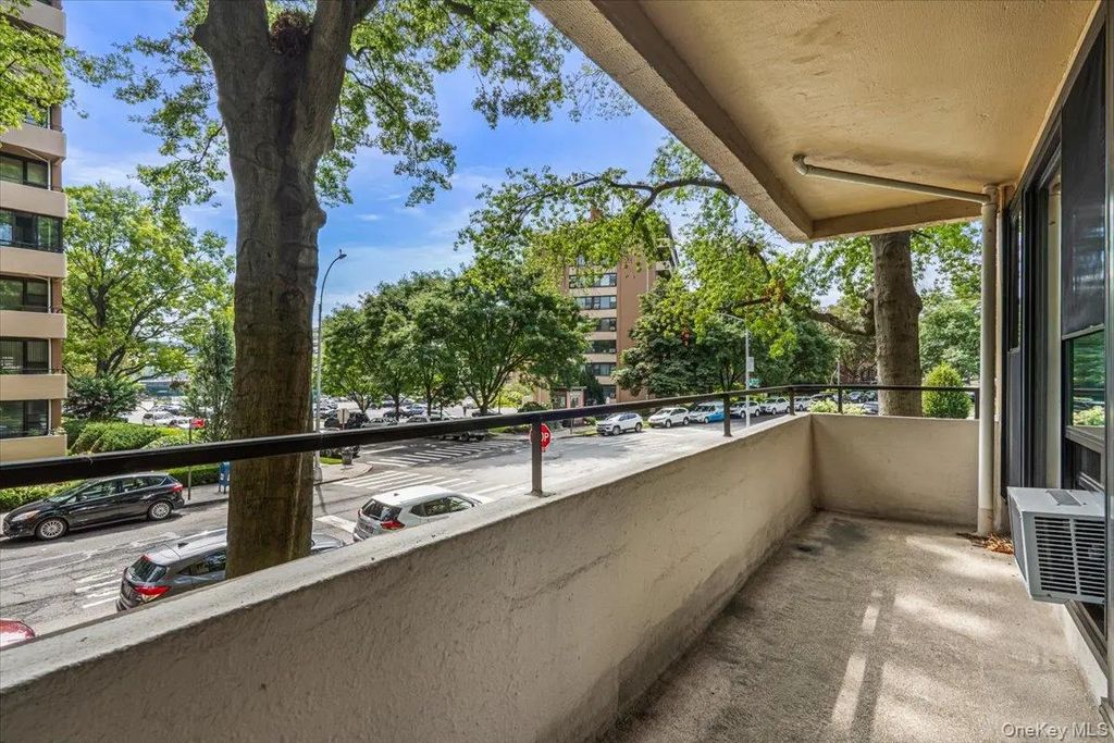 7-24 166th Street # 2d, Beechhurst