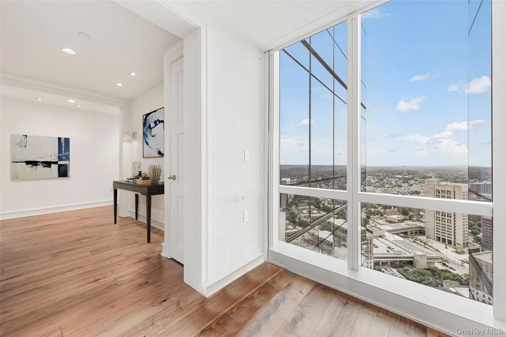 1 Renaissance Square # 37b, White Plains