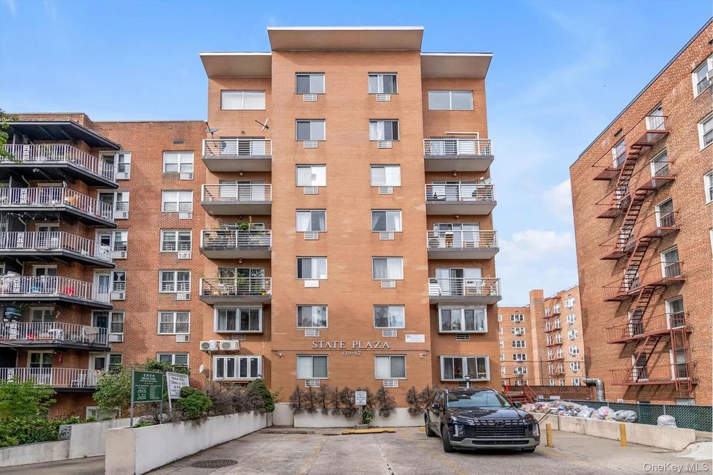 13987 35th Avenue # 6b, Flushing