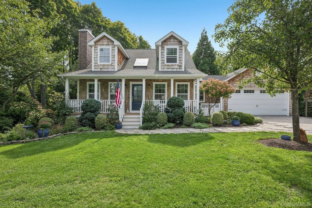 3 Andiron Lane, Brookhaven