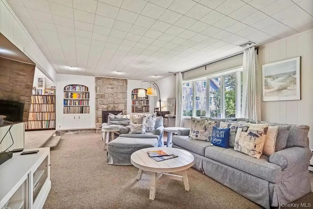 1345 Long Creek Drive, Southold