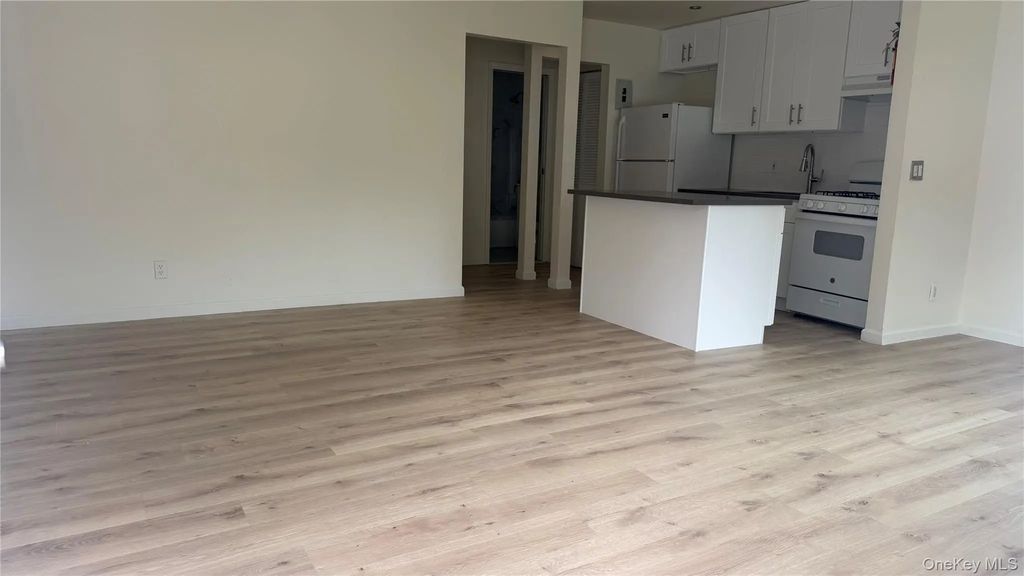 10 Colonial Drive # 7, Wappingers Falls