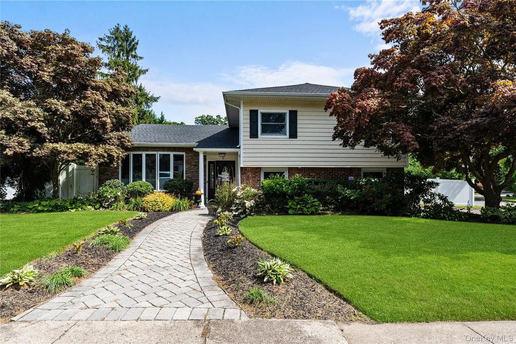 71 Roosevelt Drive, East Norwich