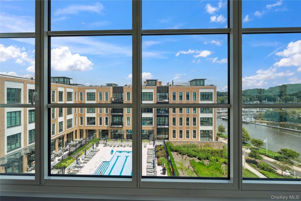 100 Garvies Point Road # 1204, Glen Cove