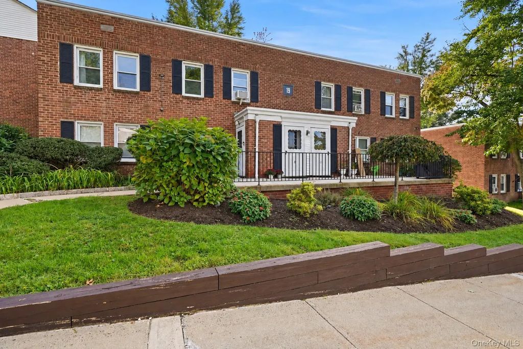120 N Broadway # 19b, Irvington