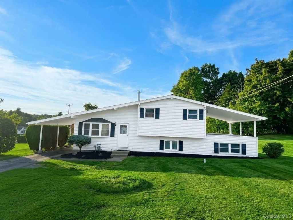 1 Barbara Lane, Wappingers Falls