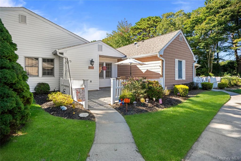 152 Revere Drive, Sayville