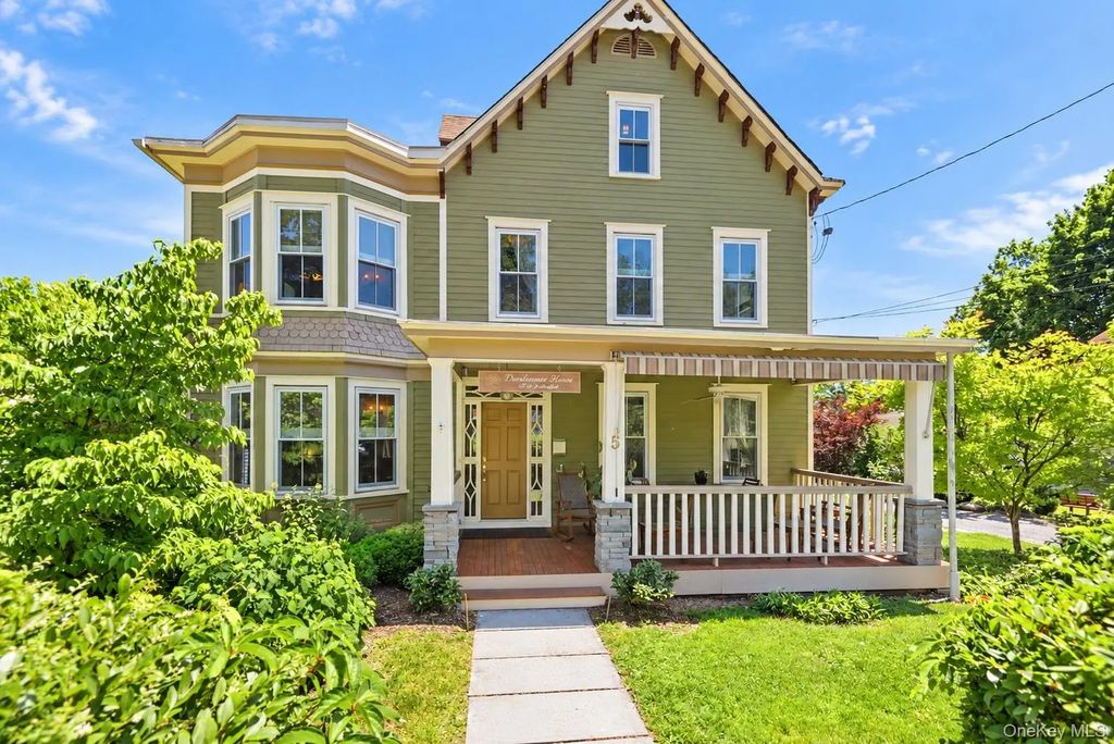 5 West Street, Marlboro