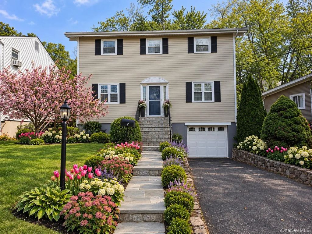 7 Bradshaw Drive, Ossining