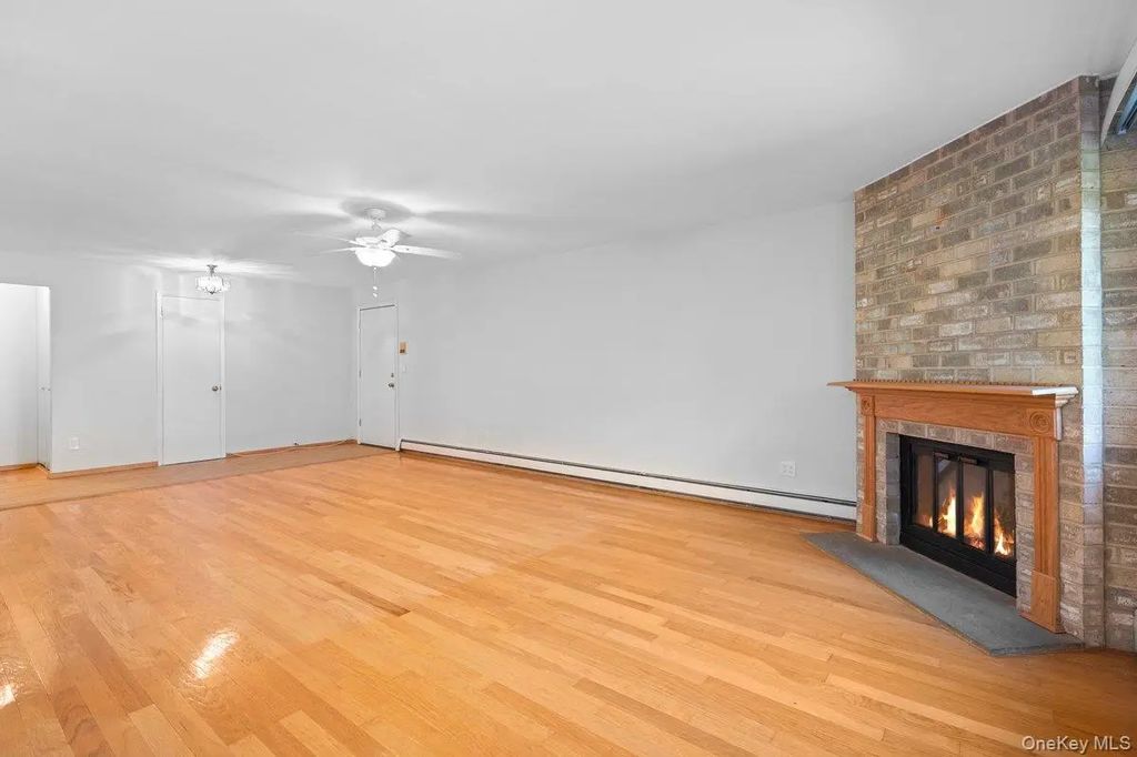 89 N Broadway # 105, White Plains