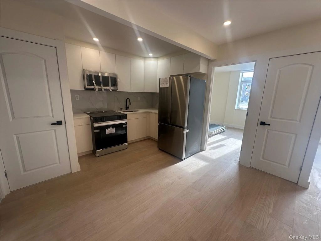 8840 54th Avenue # 2b, Elmhurst