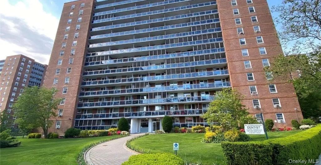 97-37 63 Road # 5c, Rego Park
