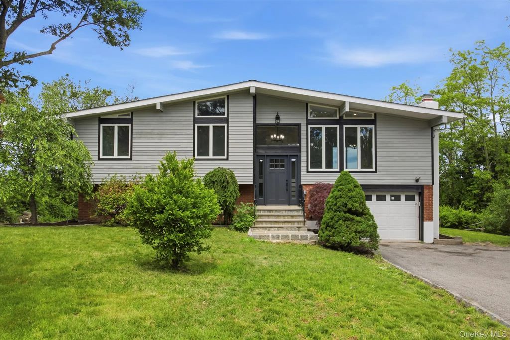 39 Kings Ridge Road, Mahopac
