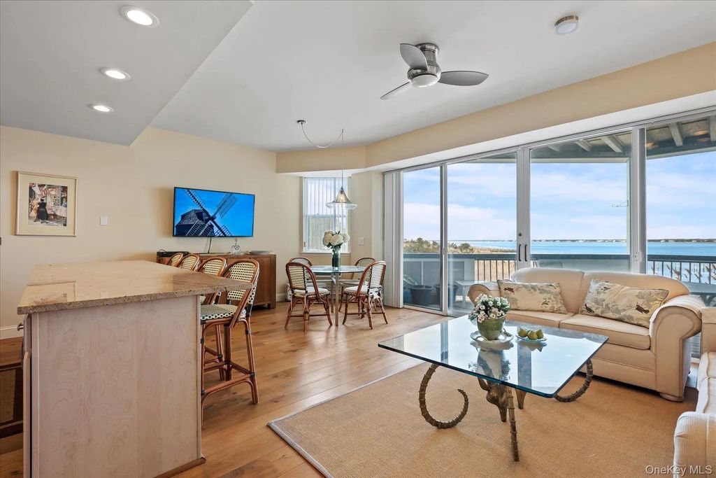 260 Dune Road # 89, Westhampton Beach