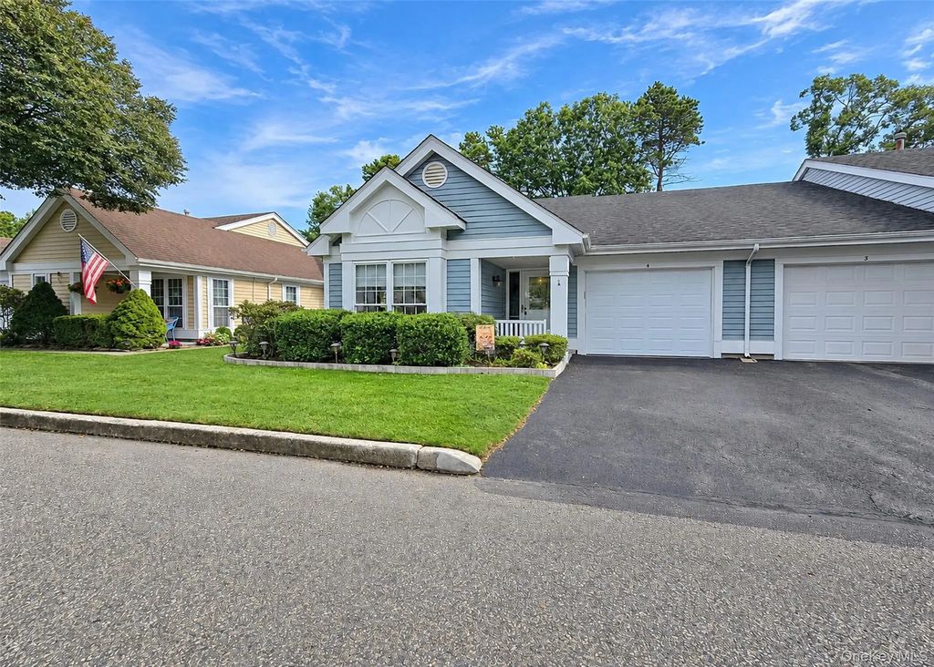 4 Orient Court, Ridge