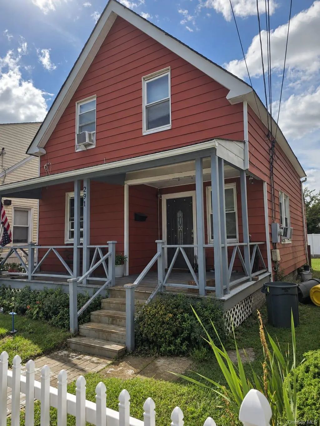 291 Clinton Avenue, Cedarhurst