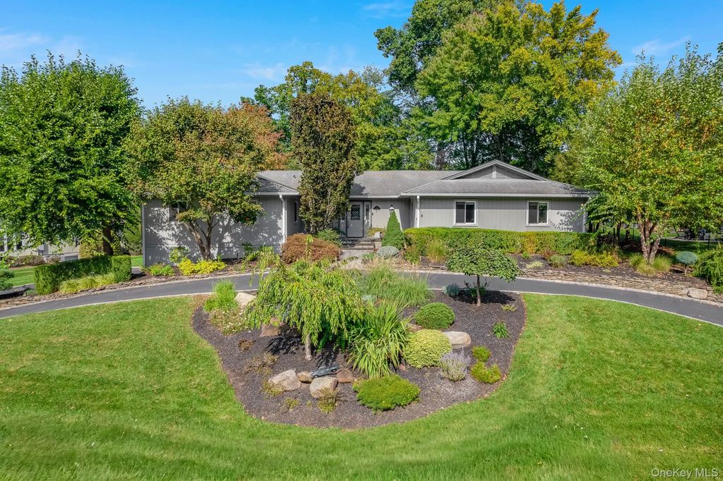 6 Pecan Valley Drive, New City