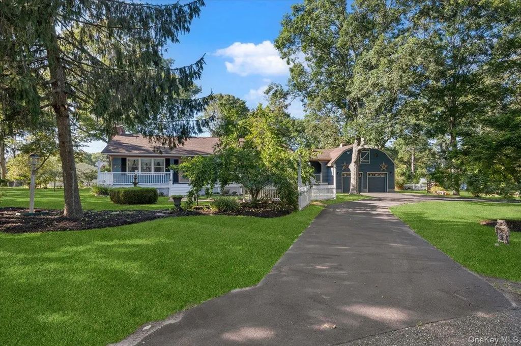 2000 Westphalia Road, Mattituck