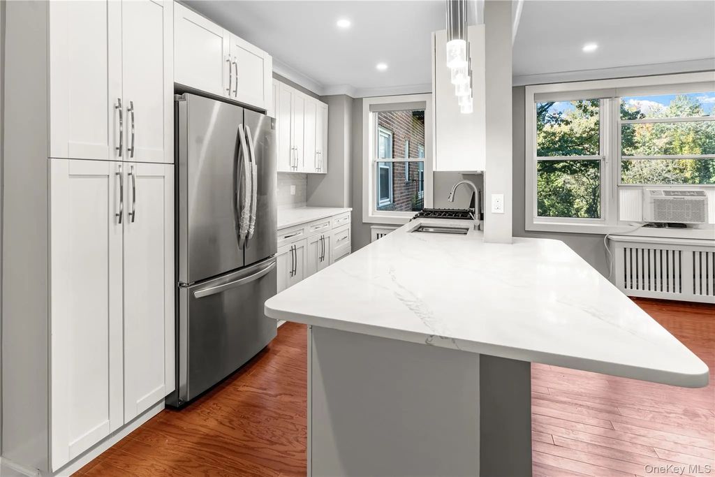 1133 Midland Avenue # 2c, Bronxville