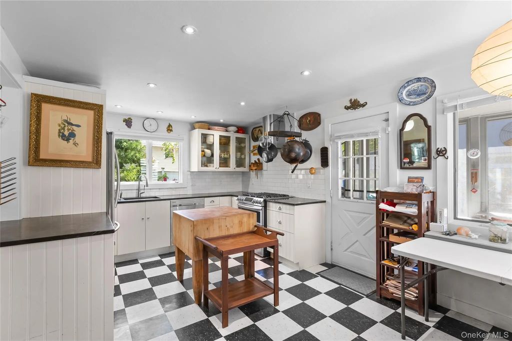 15 Walton Street, Call Listing Agent