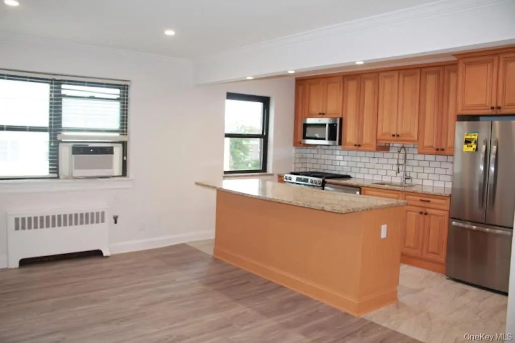 61 White Oak # 5h, New Rochelle