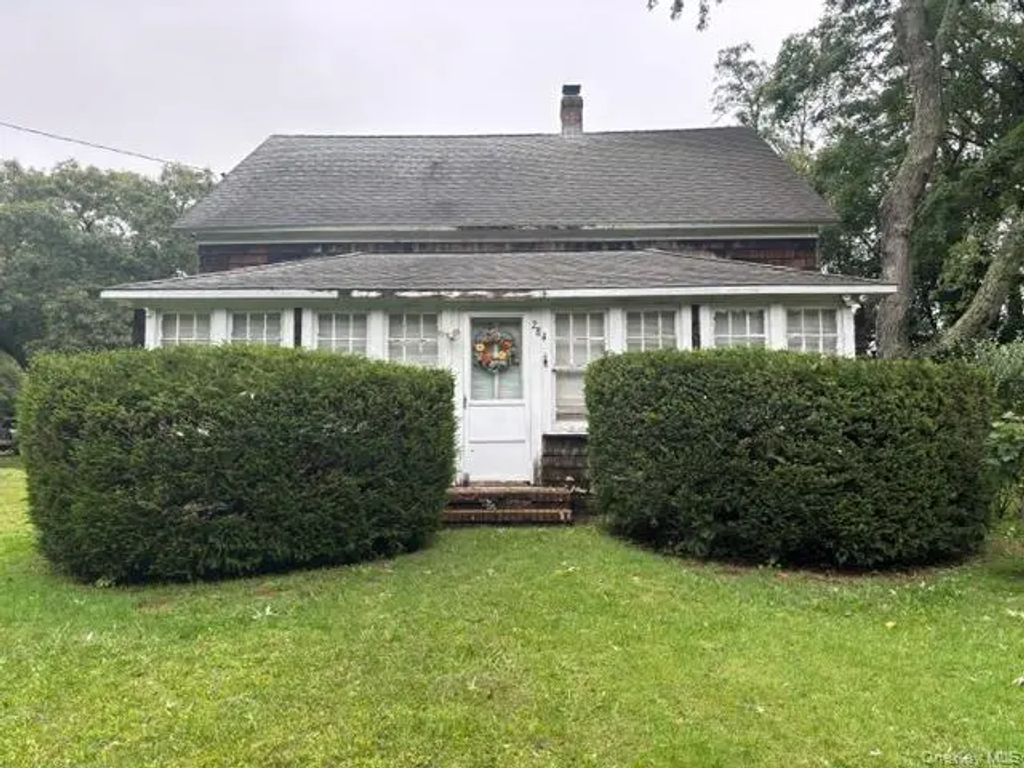 284 Church Lane, Riverhead
