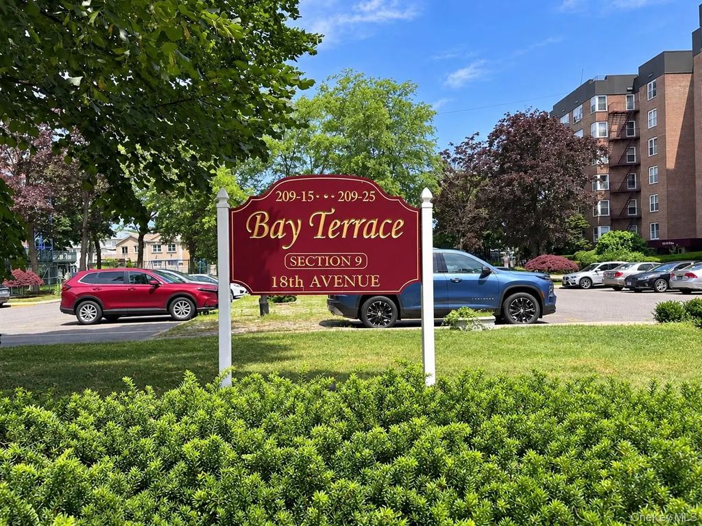 209-15 18th Avenue # 6f, Bayside