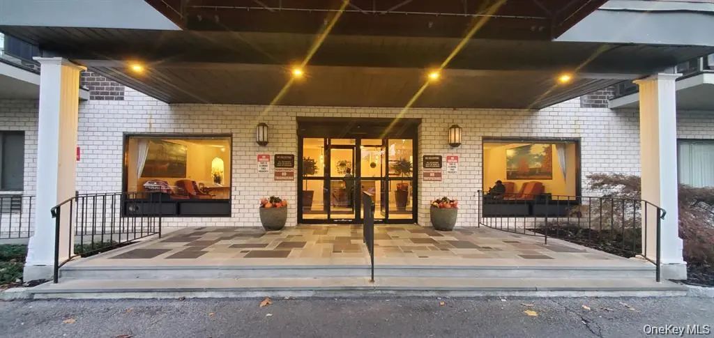 160 Academy Street # 3l, Poughkeepsie