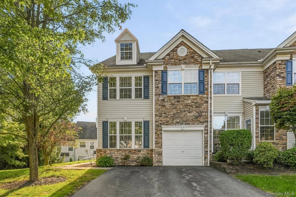 24 Ford Court, Monroe