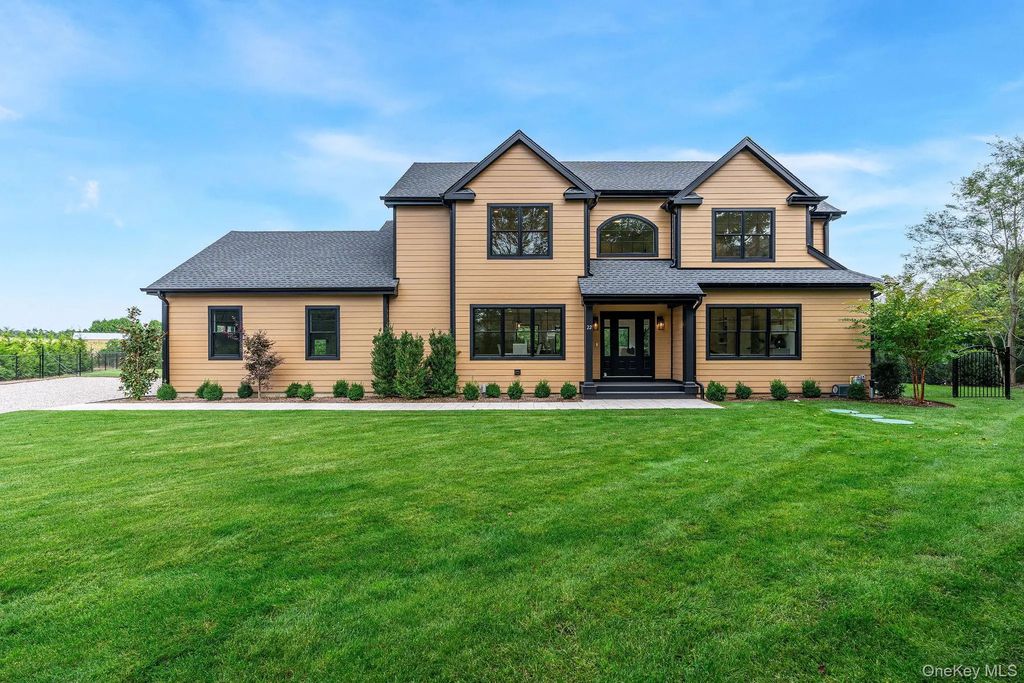 22 Tuthills Lane, Jamesport
